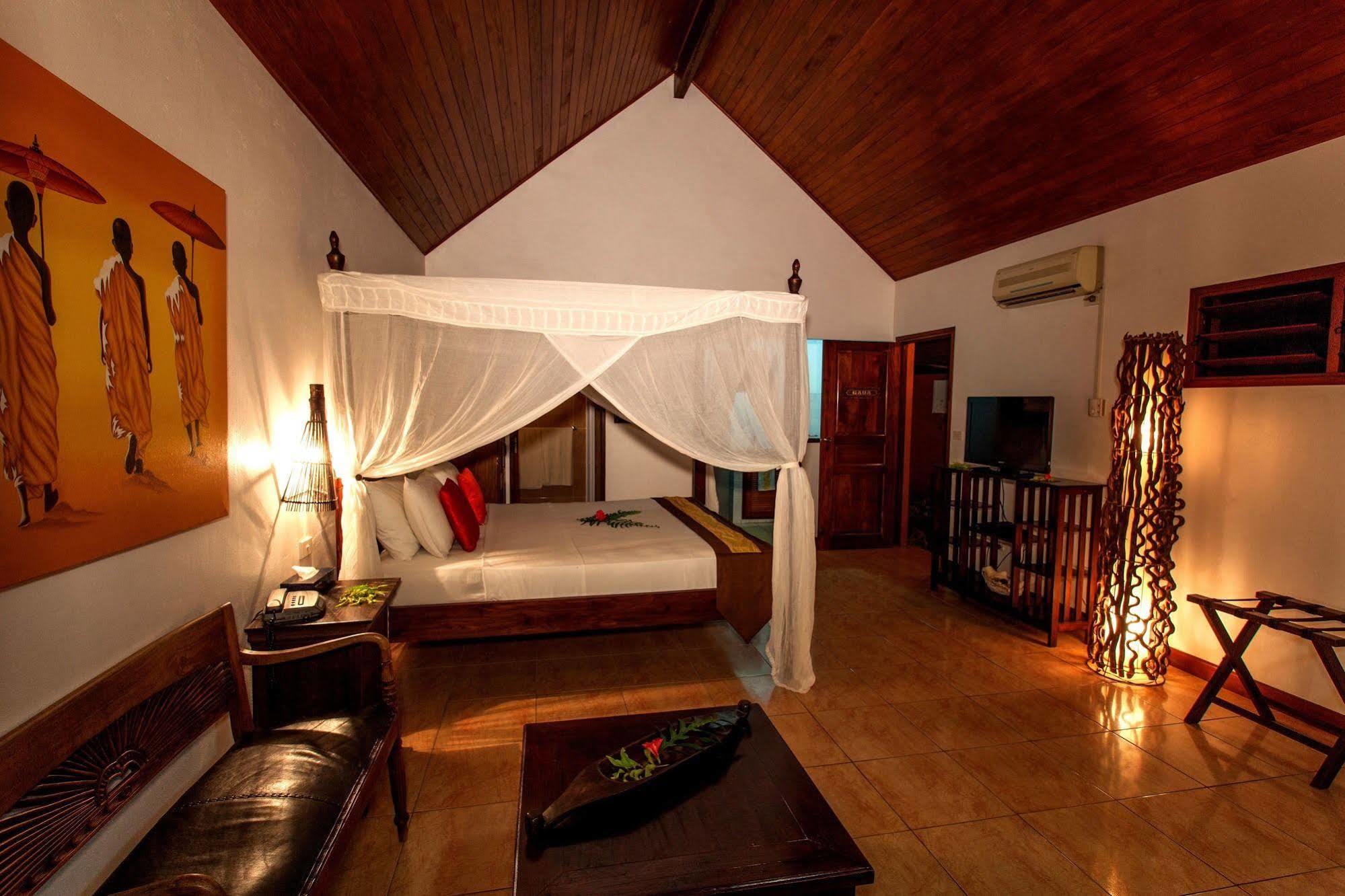 Sunset Bungalows Resort, Vanuatu Port Vila Eksteriør bilde