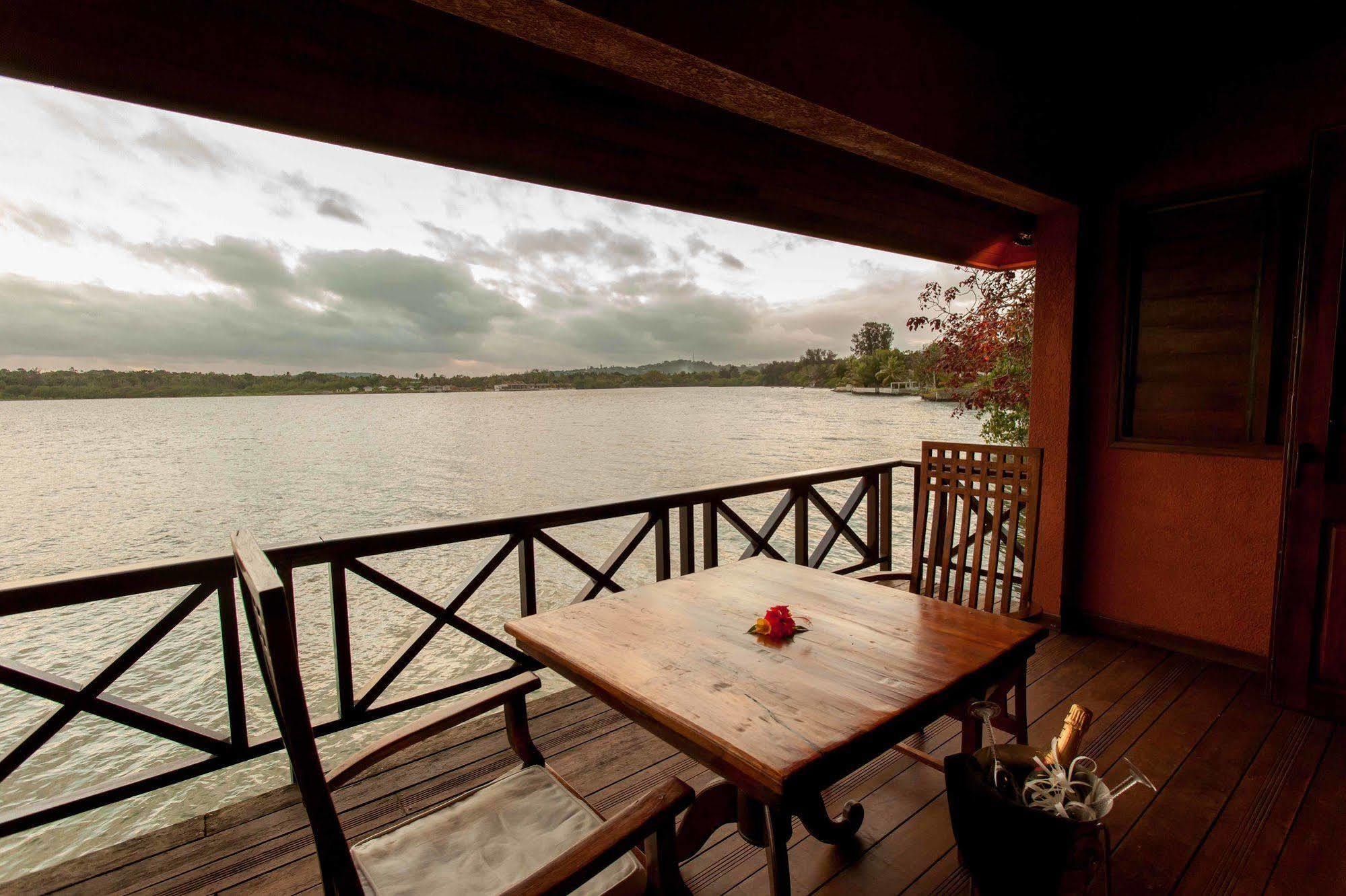 Sunset Bungalows Resort, Vanuatu Port Vila Eksteriør bilde